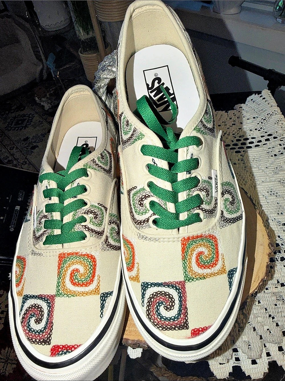 Vans Authentic Embroidered Cream Swirl Sneakers Green Laces M10 W11.5